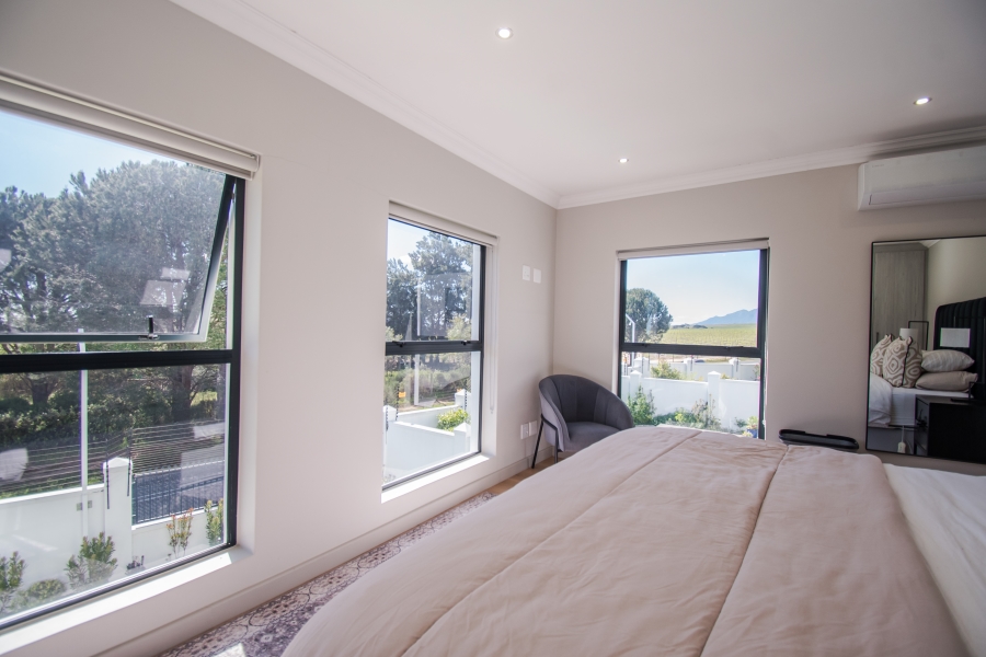 3 Bedroom Property for Sale in Helderberg Village Western Cape